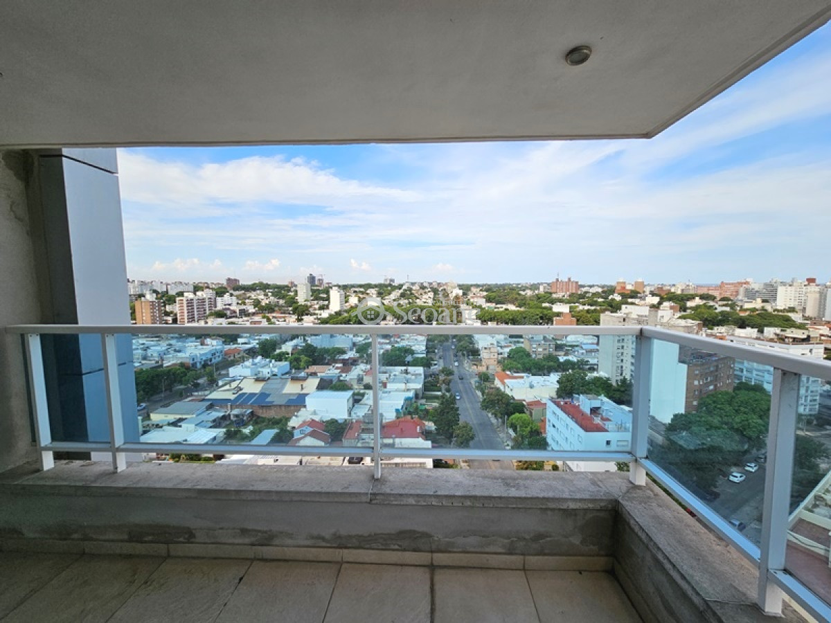 Apartamento ID.52 - Diamantis - Piso Alto, Vista Despejada Al Mar