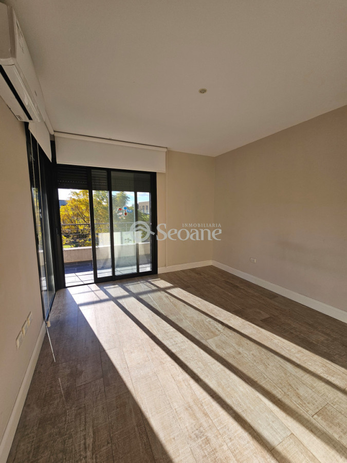 Casa ID.112 - San Nicolás - Excelente Construcción - Moderna Y Segura