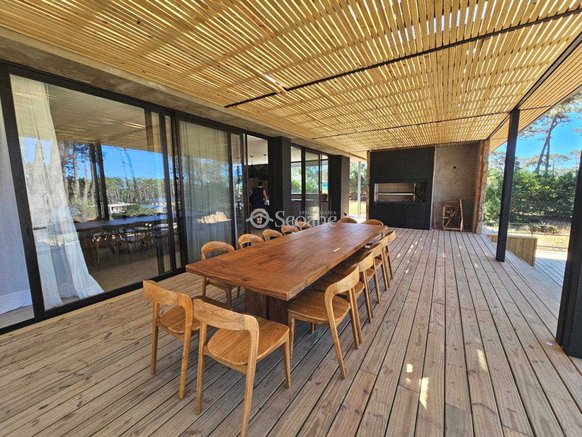 Casa ID.545 - Exclusiva residencia en Barrio Privado Reserva Montoya