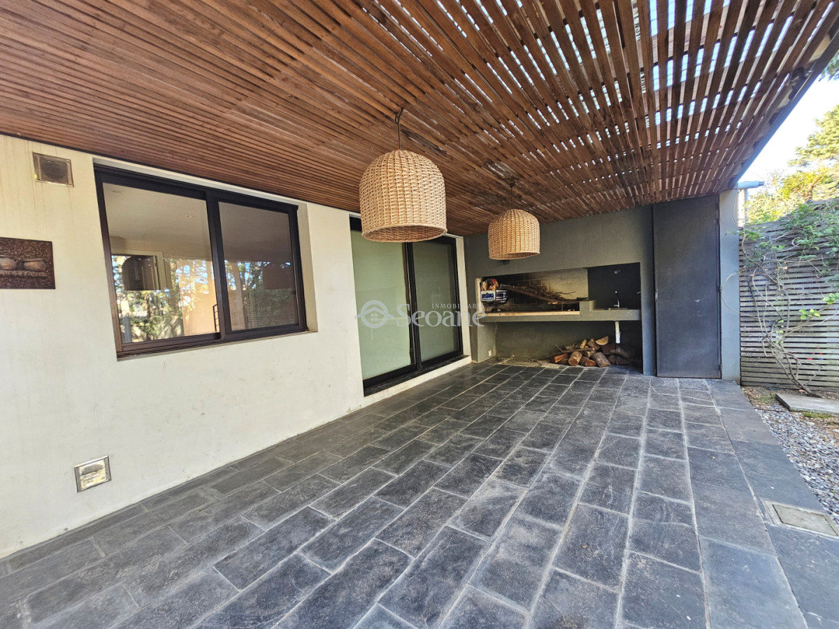 Casa ID.112 - San Nicolás - Excelente Construcción - Moderna Y Segura