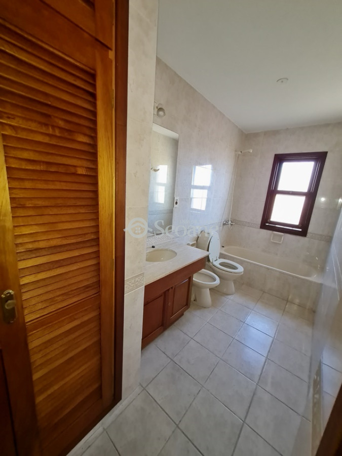 Casa ID.103 - Orleans - Impecable - Cálida Y Soleada 