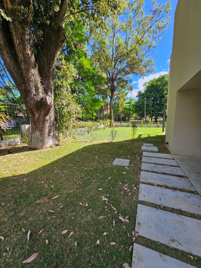 Casa ID.497 - Housing Jardines de Areco - Jardin de Carrasco