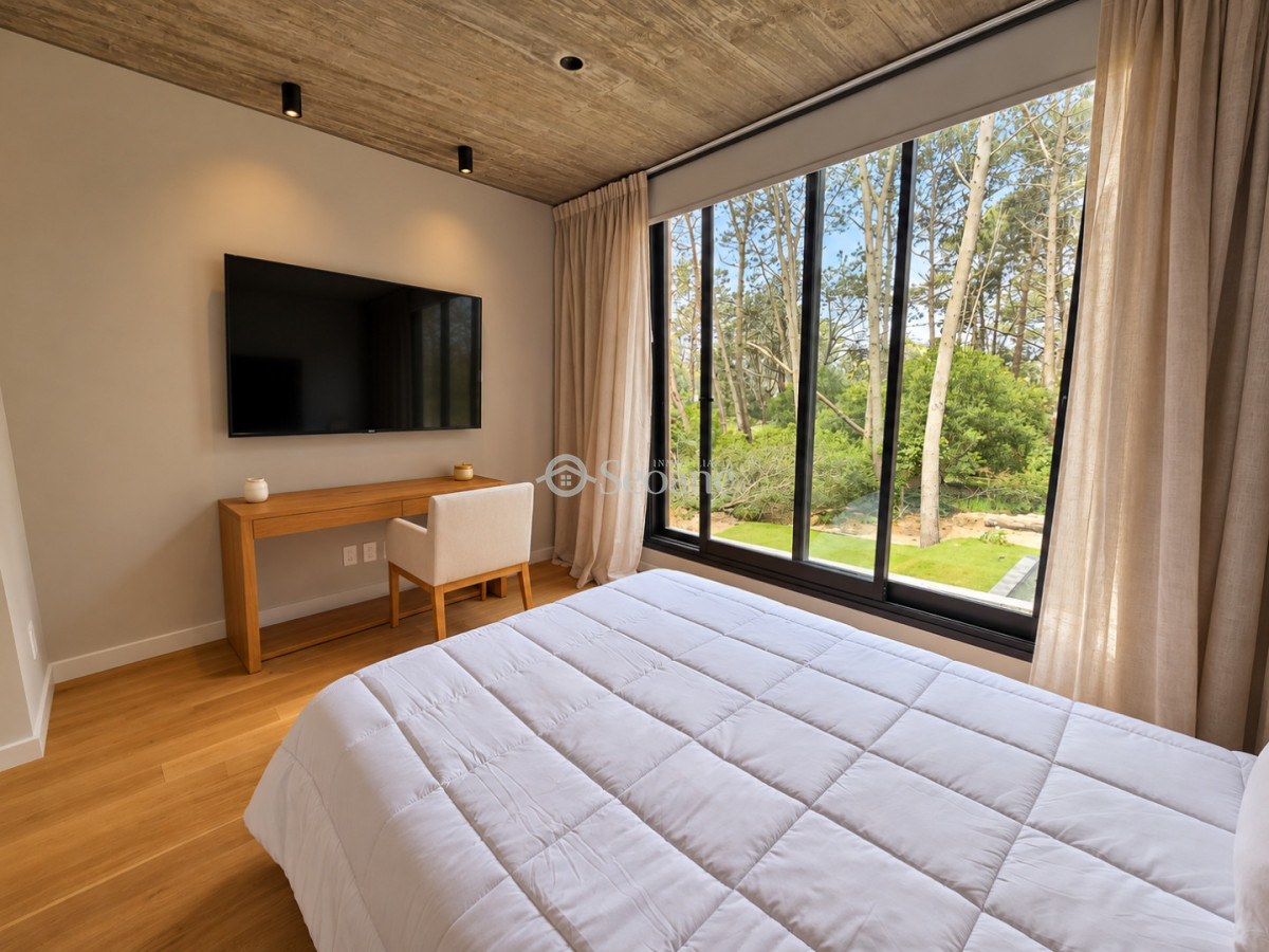 Casa ID.627 - Exclusiva residencia en Reserva Montoya vista a Laguna Blanca - Temporada 2027