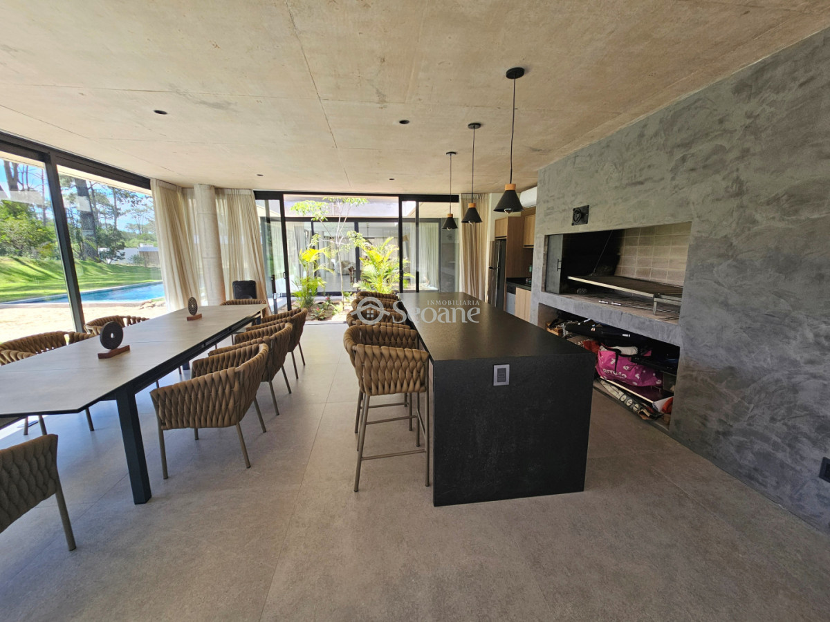 Casa ID.548 - Excepecional residencia en Barrio Privado Reserva Montoya