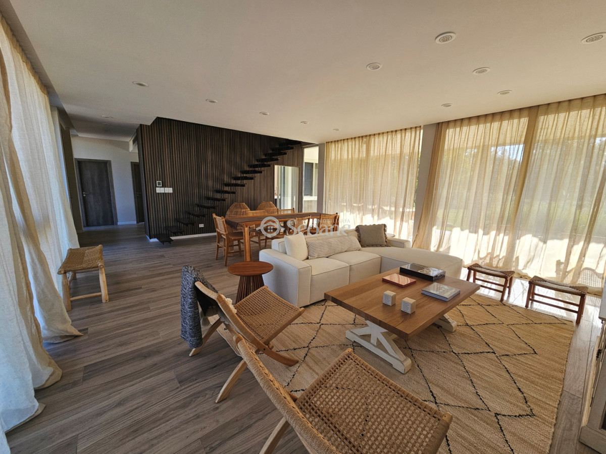 Casa ID.514 - Reserva Montoya - Lineas modernas - DISPONIBLE PRIMERA de ENERO - 4 dormitorios 