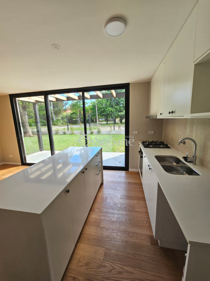 Casa ID.497 - Housing Jardines de Areco - Jardin de Carrasco