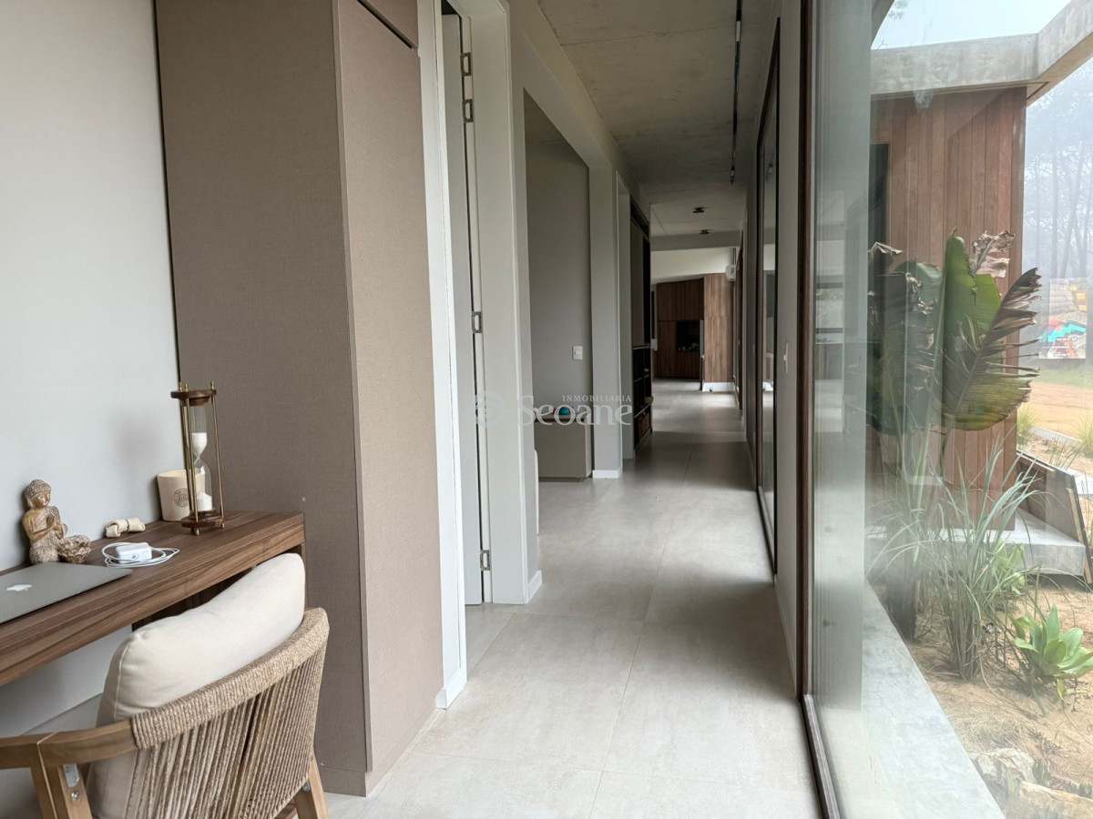 Casa ID.512 - Excepcional residencia en Barrio Privado Reserva Montoya