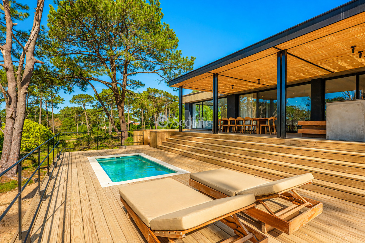Casa ID.545 - Exclusiva residencia en Barrio Privado Reserva Montoya