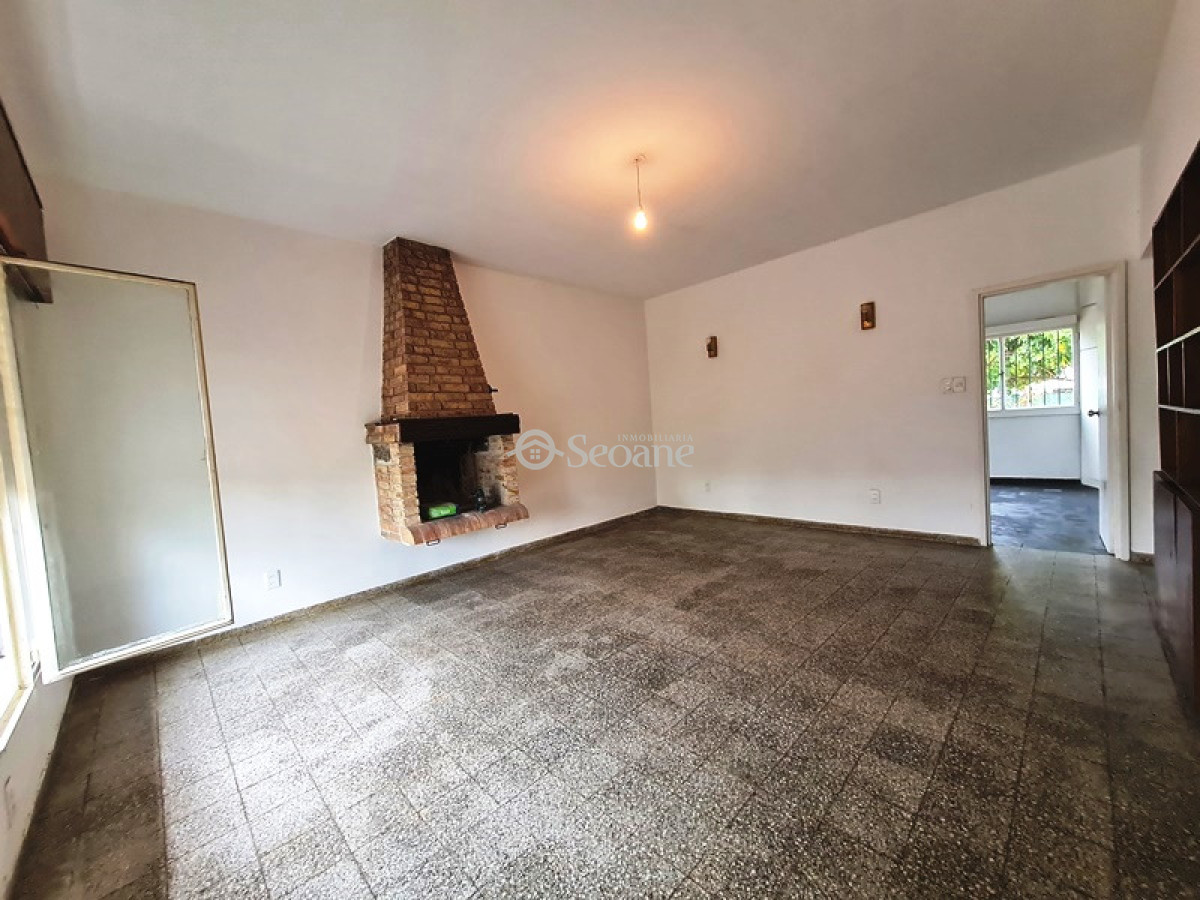 Casa ID.118 - Al Frente, Estufa A Leña Y Parrillero, Espacio Para Auto