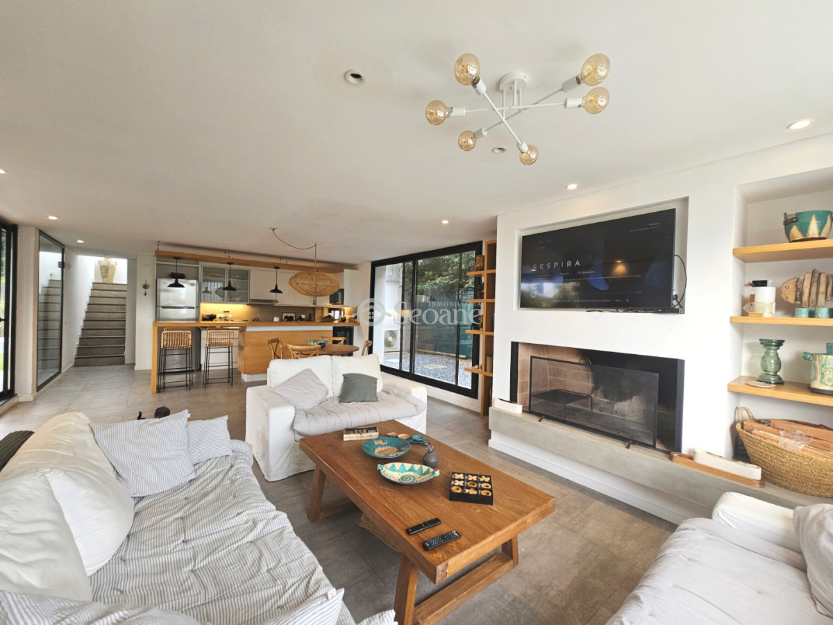 Casa ID.533 - Manantiales, a 4 cuadras del mar, nueva, con piscina