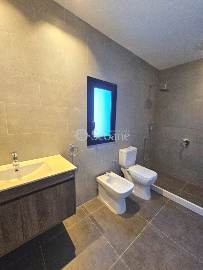 Casa ID.500 - Estrena, Tajes a una cuadra de Av Italia, Zona colegios