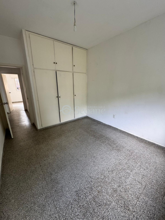 Casa ID.118 - Al Frente, Estufa A Leña Y Parrillero, Espacio Para Auto