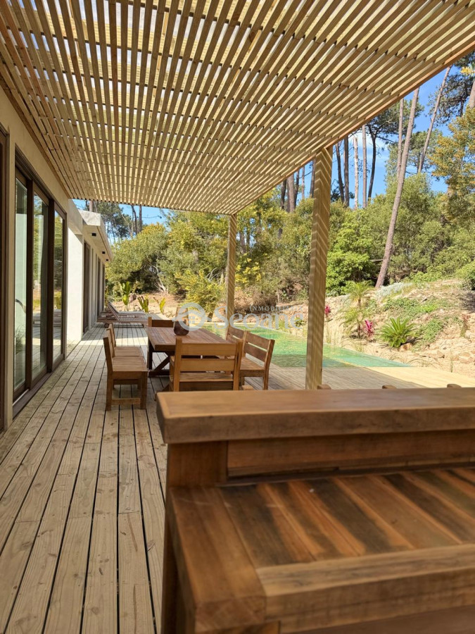 Casa ID.512 - Excepcional residencia en Barrio Privado Reserva Montoya