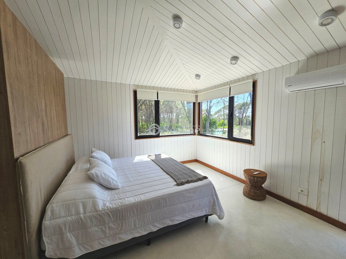 Casa ID.553 - Barrio Privado Reserva Montoya  - Amplia Area Social, piscina, mucho verde