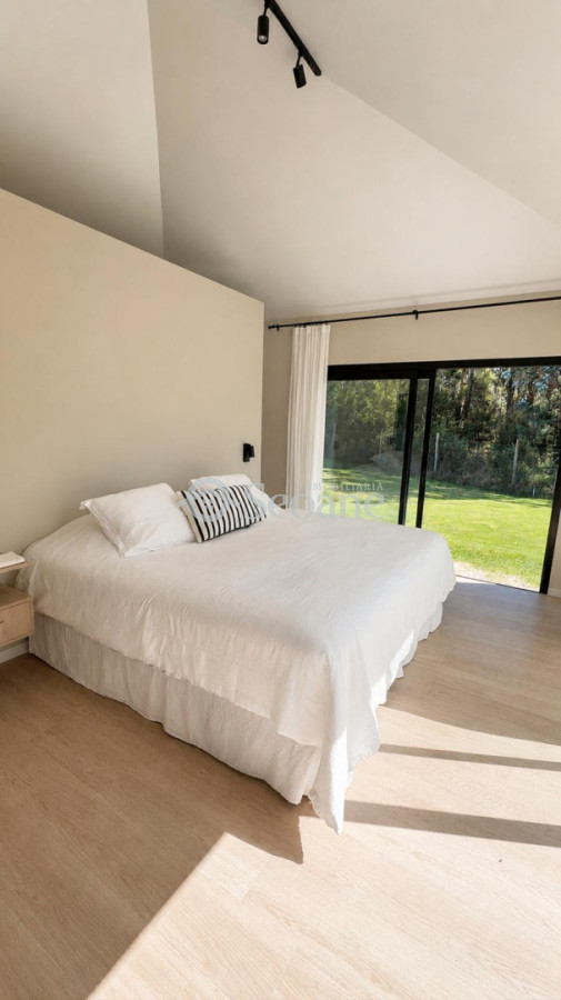 Casa ID.601 - Nueva en Barrio Privado Proximo a la Barra, piscina