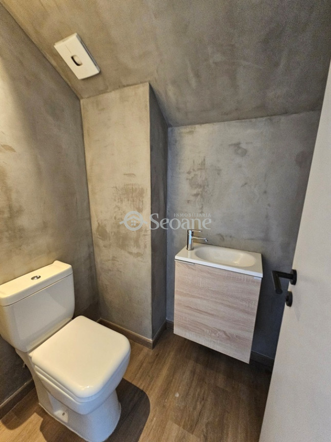 Casa ID.500 - Estrena, Tajes a una cuadra de Av Italia, Zona colegios