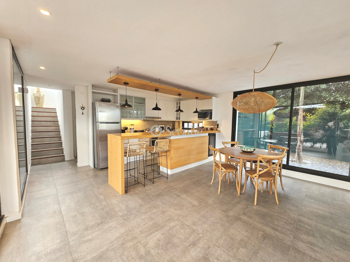 Casa ID.533 - Manantiales, a 4 cuadras del mar, nueva, con piscina