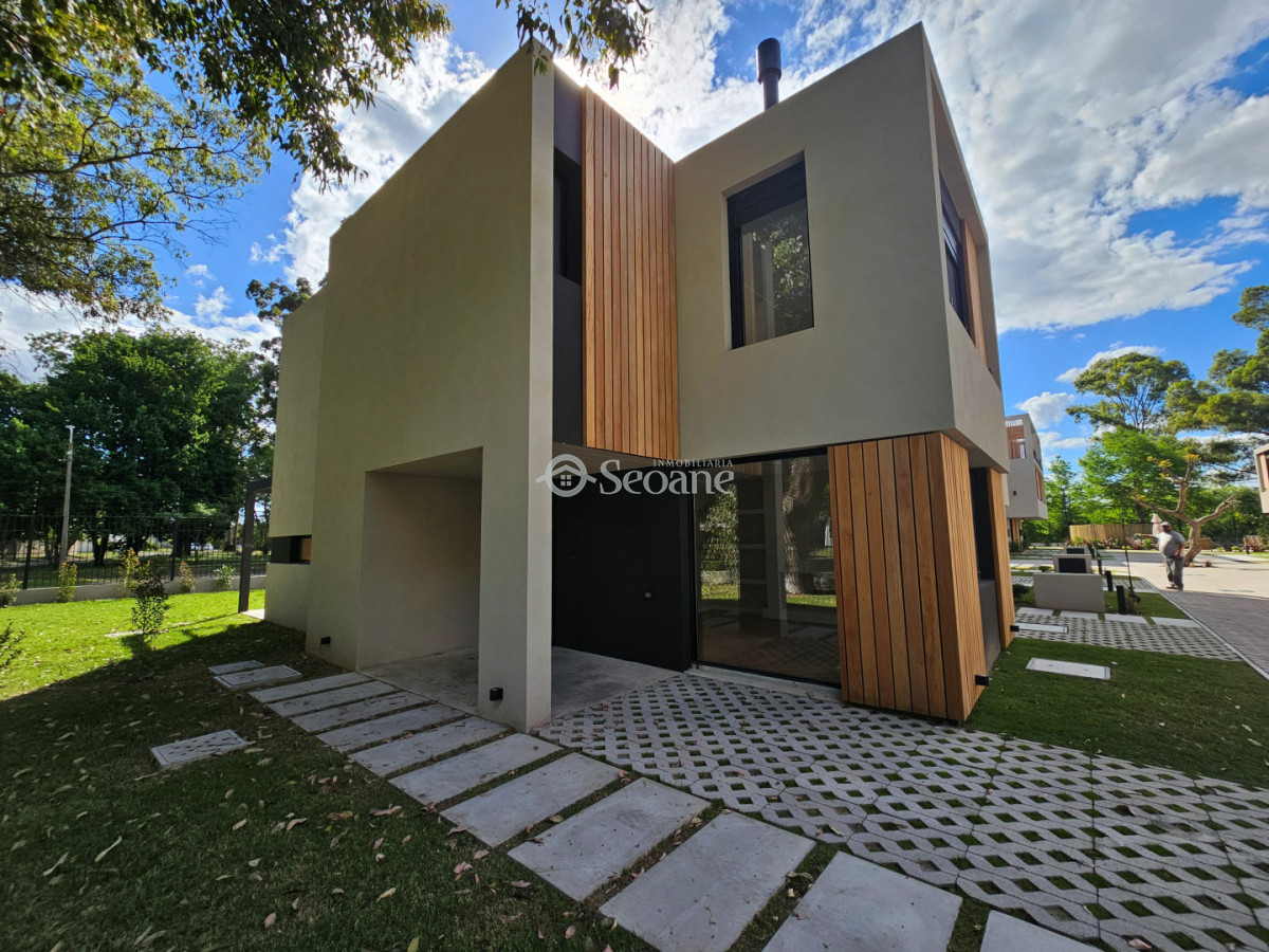 Casa ID.497 - Housing Jardines de Areco - Jardin de Carrasco