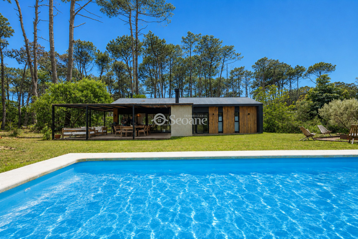 Casa ID.544 - Barrio Privado Reserva Montoya  - Moderna con piscina - Temporada 2027