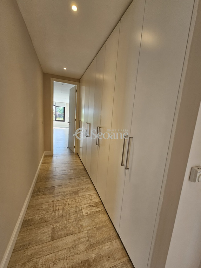 Casa ID.221 - Tahona, Exclusiva - Líneas Modernas - Gran Calidad En Construcción