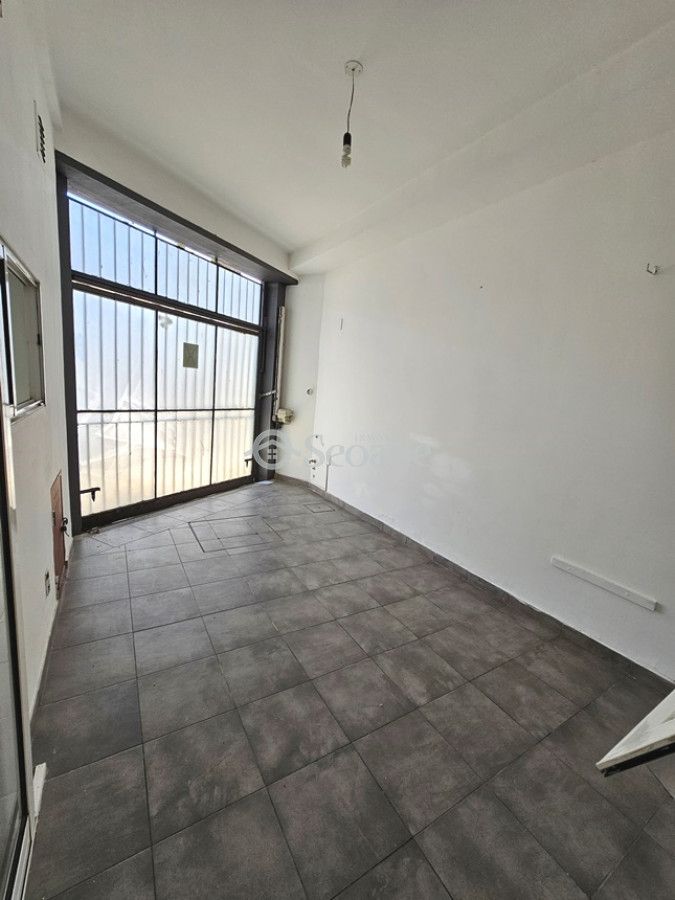 Casa ID.375 - Padrón único - Reciclada, Amplia Terraza Con Parrillero  - Lamas Y Libertad