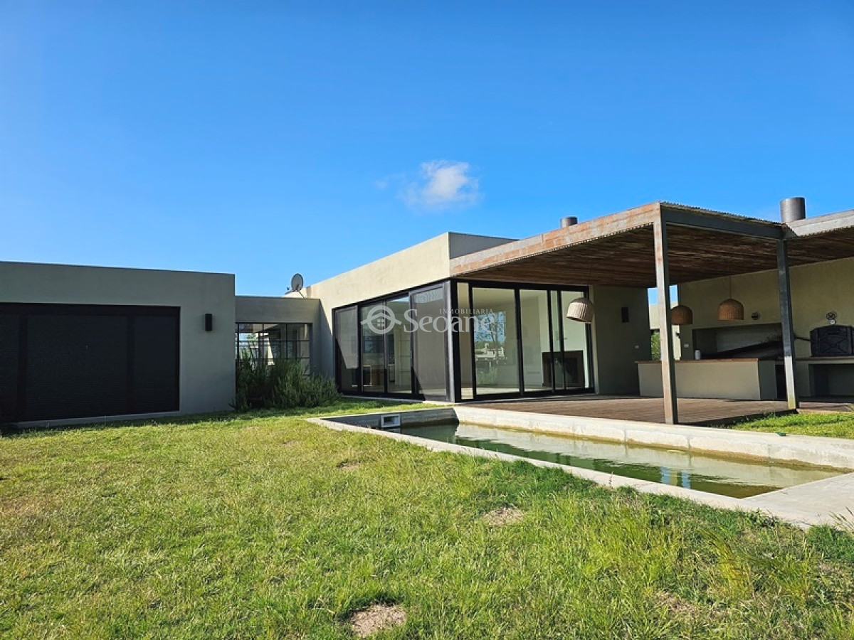 Casa ID.495 - Viñedos De La Tahona - Excelente Ubicación, Una Planta, Piscina