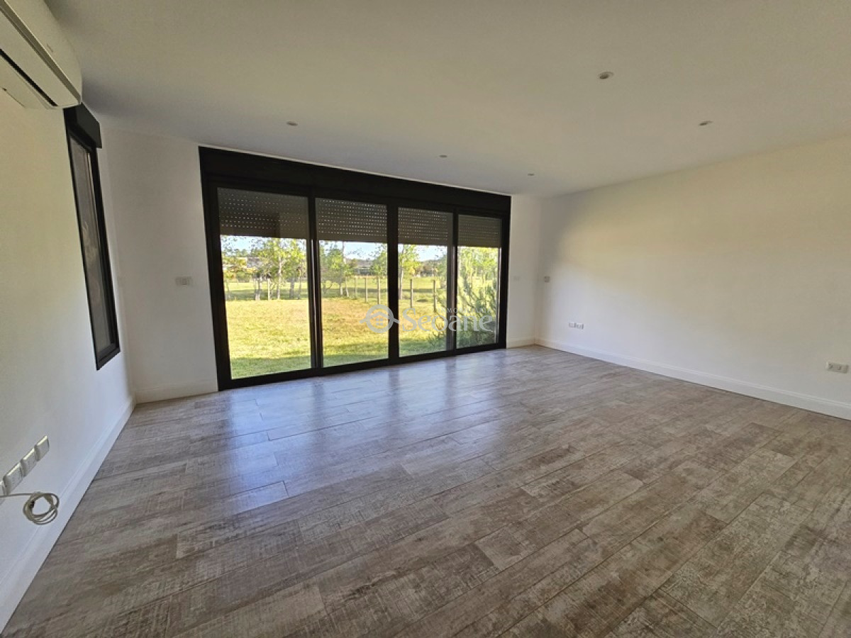 Casa ID.495 - Viñedos De La Tahona - Excelente Ubicación, Una Planta, Piscina