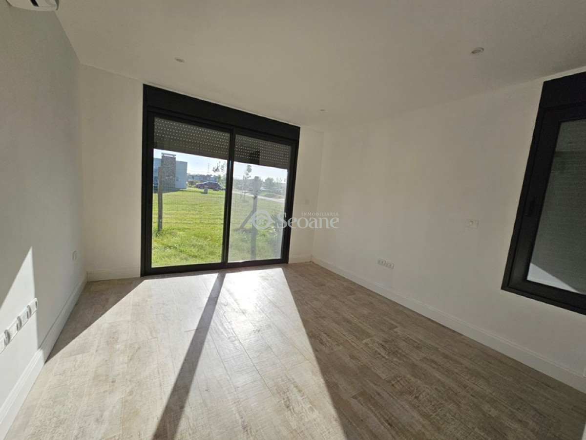 Casa ID.495 - Viñedos De La Tahona - Excelente Ubicación, Una Planta, Piscina