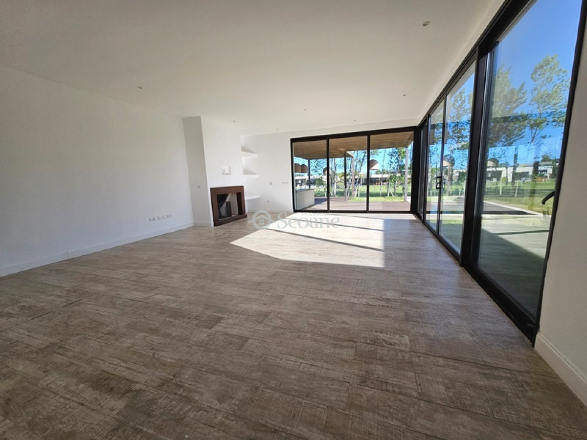 Casa ID.495 - Viñedos De La Tahona - Excelente Ubicación, Una Planta, Piscina