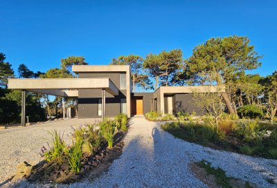 Exclusiva residencia en Barrio Privado Reserva Montoya