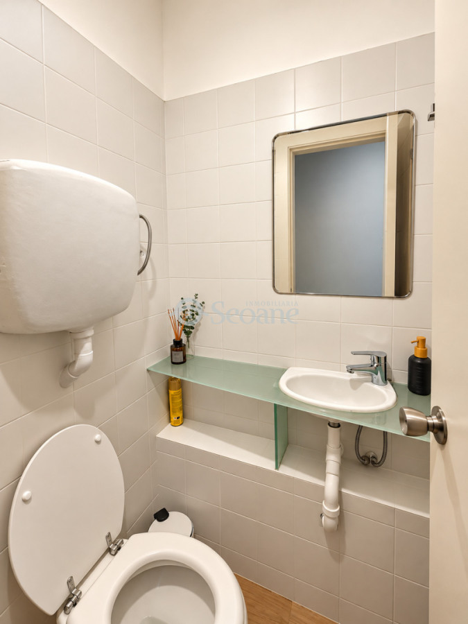 Local Comercial ID.631 - Berro casi Bvar España, a la calle, totalmente reciclado