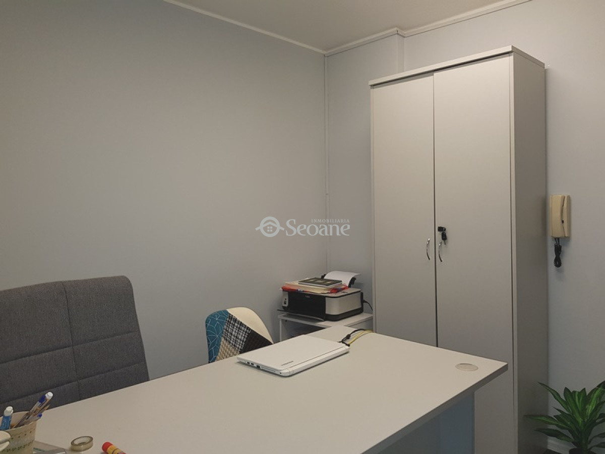 Oficina ID.132 - Luminosa, Impecable, 3 Ambientes Y Baño 