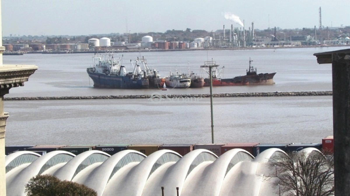 Oficina ID.151 - Cerrito Y Zabala, Luminosa, 80 M2, Dos Baños, Cocina