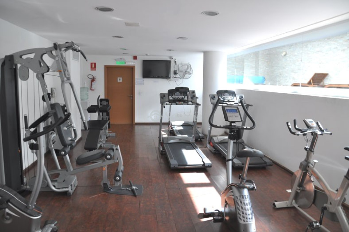 Oficina ID.161 - Venta con renta - Imperium Building, Al Frente, 2 Privados