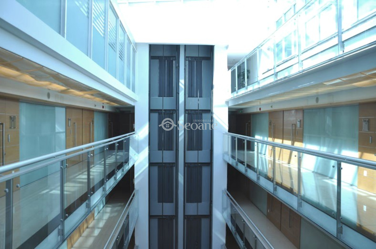 Oficina ID.161 - Venta con renta - Imperium Building, Al Frente, 2 Privados
