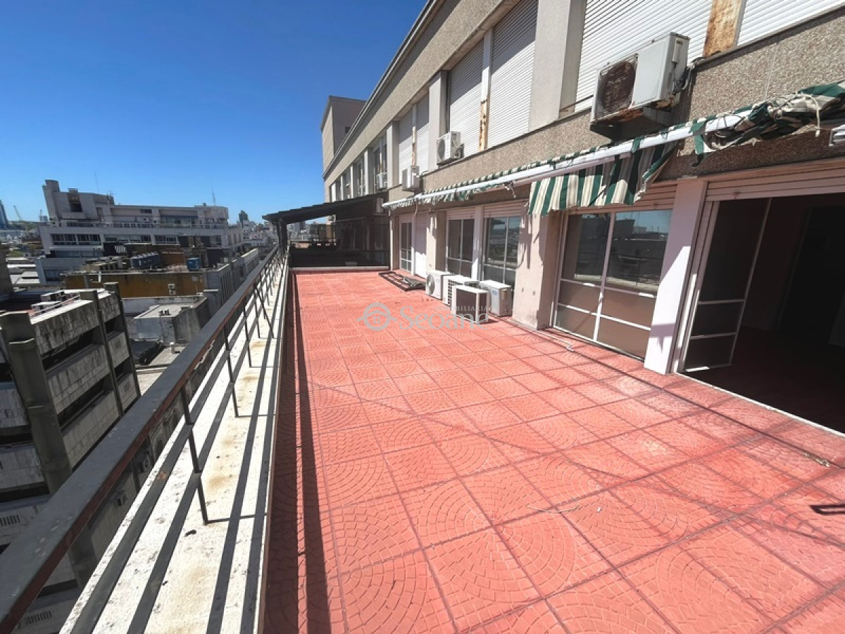 Oficina ID.164 - Vista Al Rio - Gran Terraza, Cerrito Y Zabala, Soleada