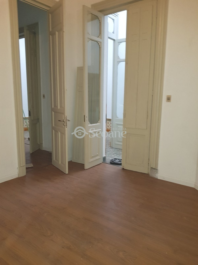 Oficina ID.167 - Chaná Y Jackson - 6 Ambientes, 2 Baños Y Cocina para actualizar