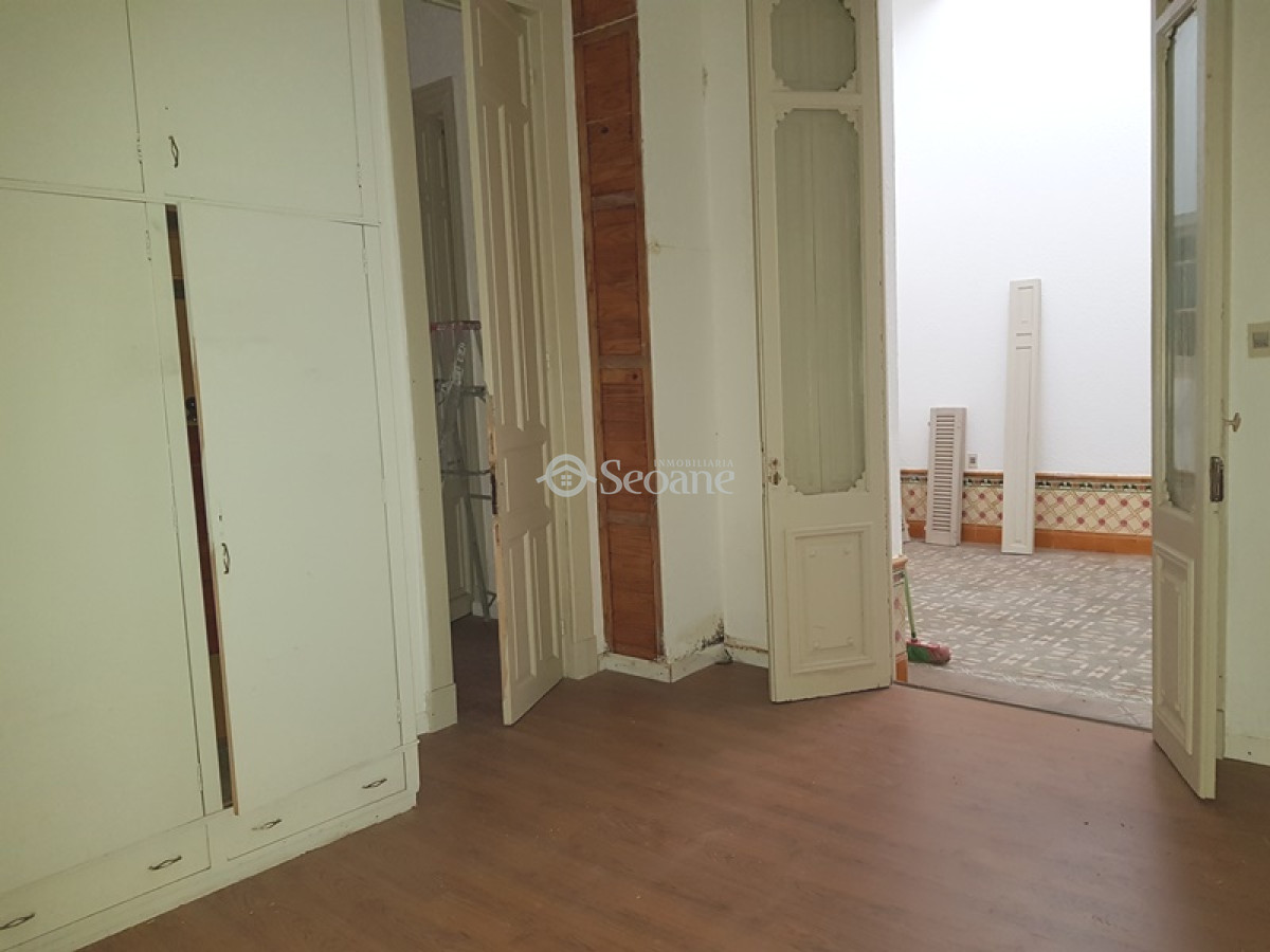 Oficina ID.167 - Chaná Y Jackson - 6 Ambientes, 2 Baños Y Cocina para actualizar