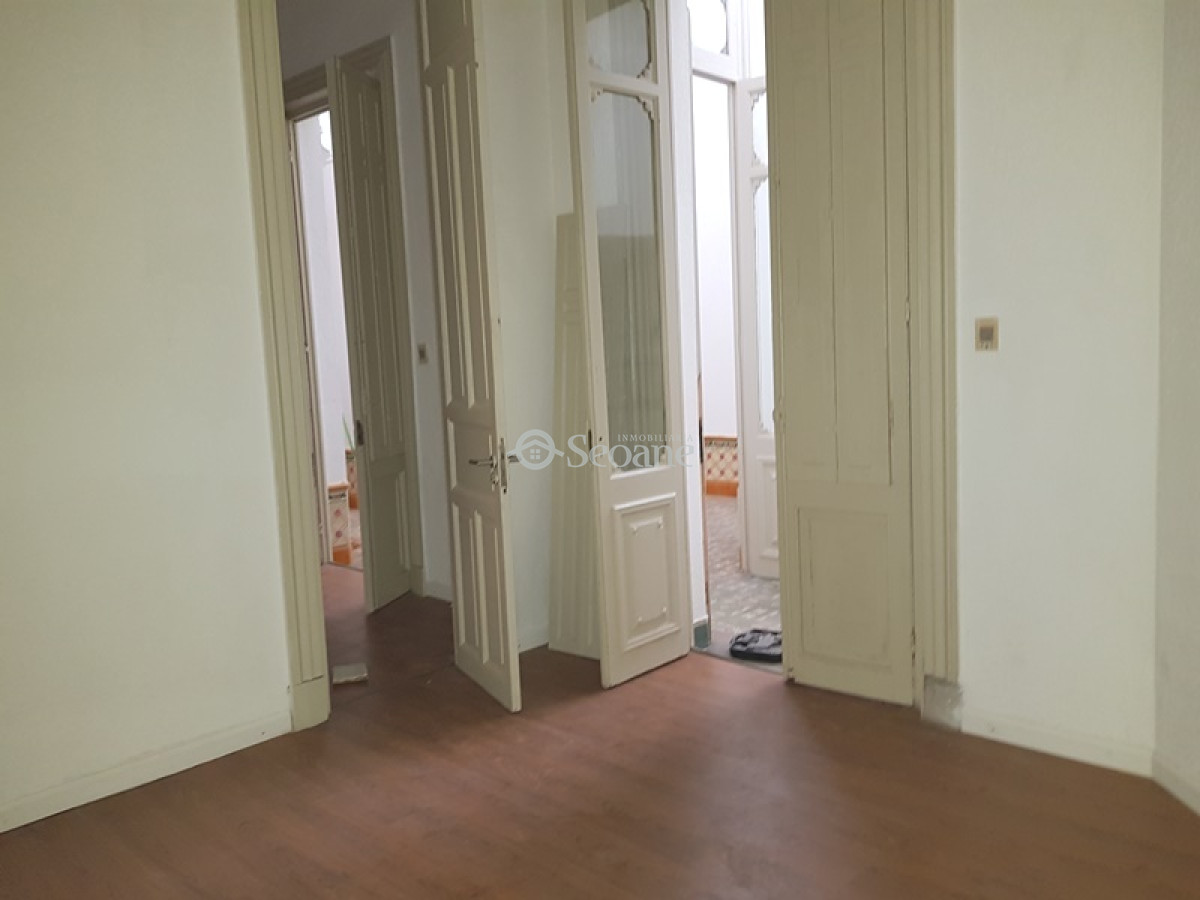 Oficina ID.167 - Chaná Y Jackson - 6 Ambientes, 2 Baños Y Cocina para actualizar