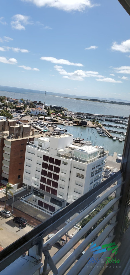 Apartamento ID.5107 - En venta apartamento 2 dormitorios en Peninsula, Punta del Este
