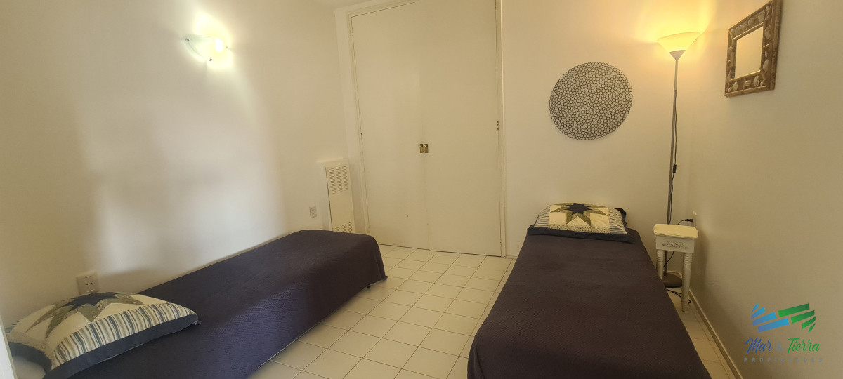 Apartamento ID.5106 - En venta apartamento 2 dormitorios en Peninsula, Punta del Este