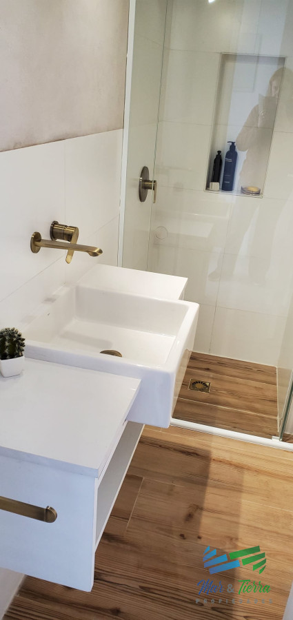 Apartamento ID.5107 - En venta apartamento 2 dormitorios en Peninsula, Punta del Este