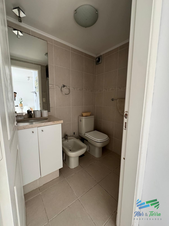 Apartamento ID.5577 - En venta apartamento 1 dormitorio con servicios en Peninsula, Punta del Este