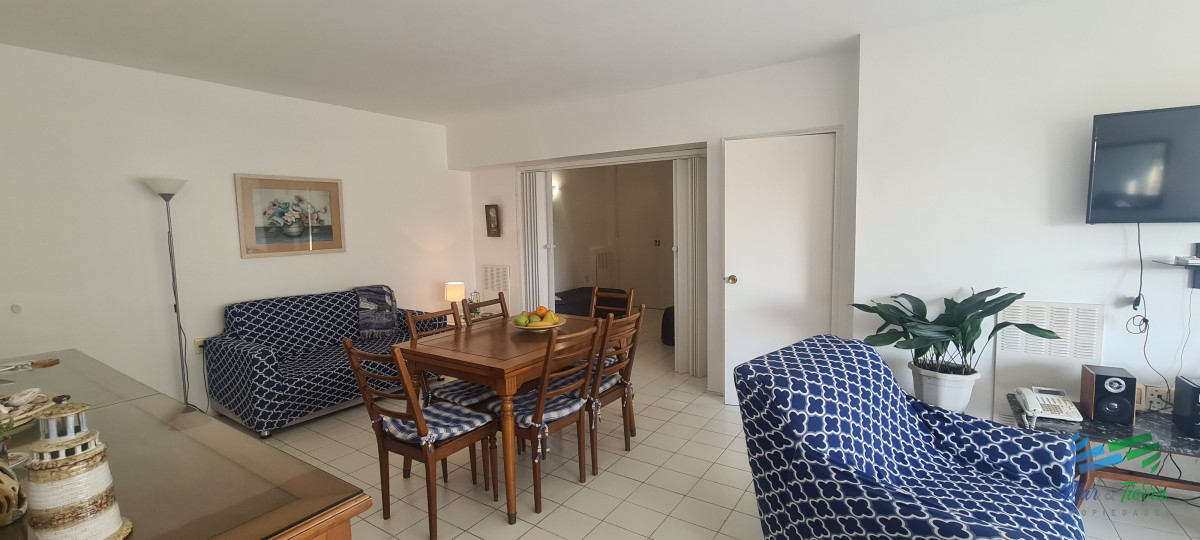 Apartamento ID.5106 - En venta apartamento 2 dormitorios en Peninsula, Punta del Este