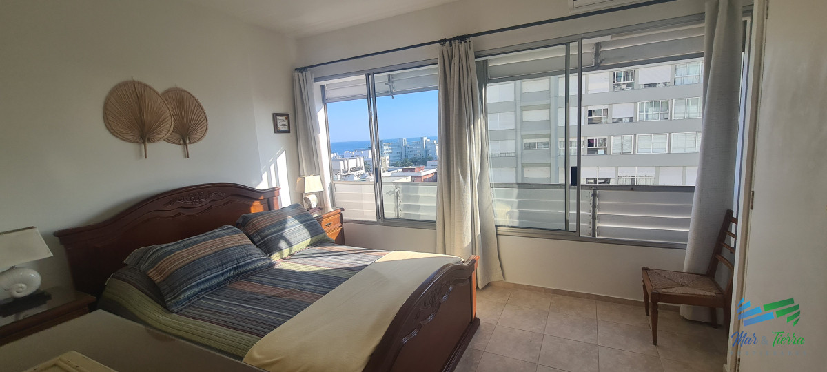 Apartamento ID.5106 - En venta apartamento 2 dormitorios en Peninsula, Punta del Este