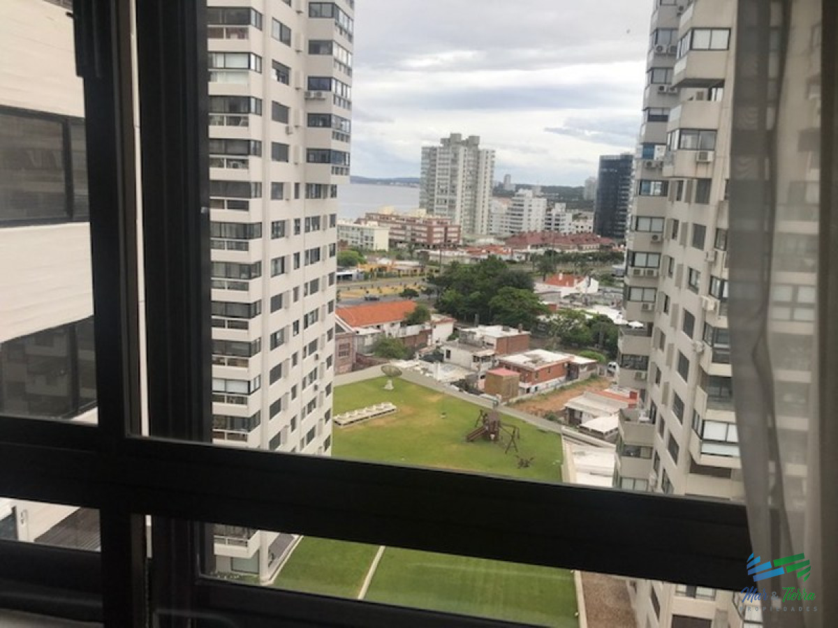 Apartamento ID.3591 - Apartamento 3 dormitorios, en primera línea, Punta del Este