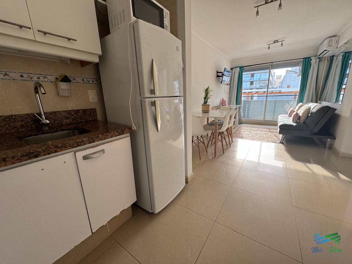 Apartamento ID.5577 - En venta apartamento 1 dormitorio con servicios en Peninsula, Punta del Este