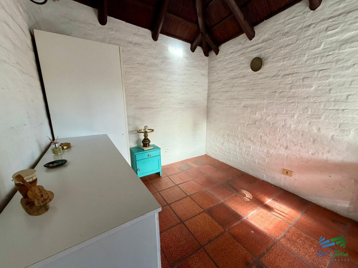 Casa ID.5840 - En venta casa 4 dormitorios, con piscina, en Pintares, Punta del Este
