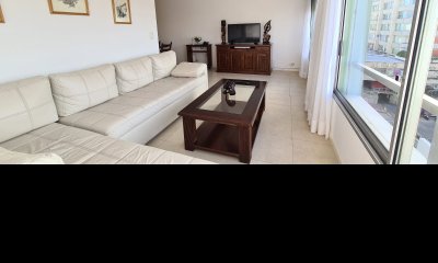 Apartamento en alquiler y venta en Punta del Este