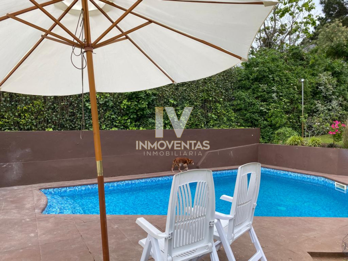 Casa ID.1330 - OPORTUNIDAD!! 